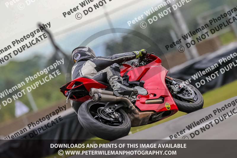 Castle Combe 2019;PJ Motorsport Photography 2019;donington no limits trackday;donington park photographs;donington trackday photographs;no limits trackdays;peter wileman photography;trackday digital images;trackday photos
